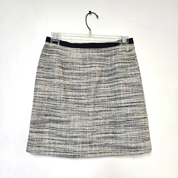Ann Taylor Mini  Skirt Women's Size 2P - Picture 10 of 12